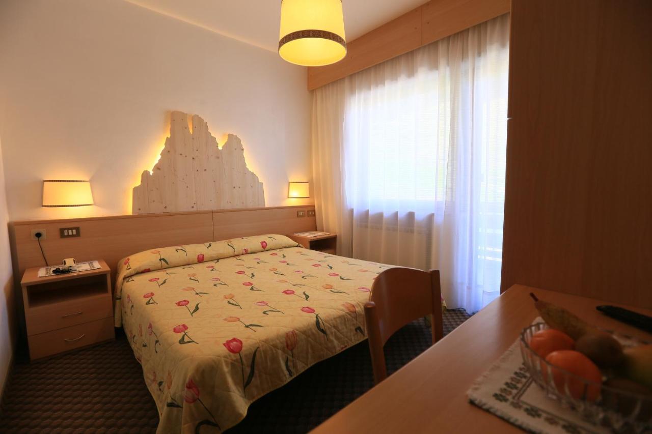 Hotel Miramonti Vigo di Fassa Bagian luar foto