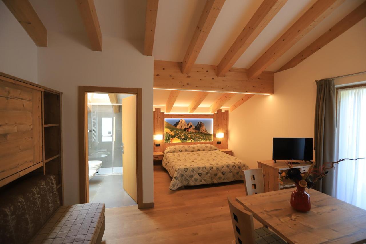 Hotel Miramonti Vigo di Fassa Bagian luar foto