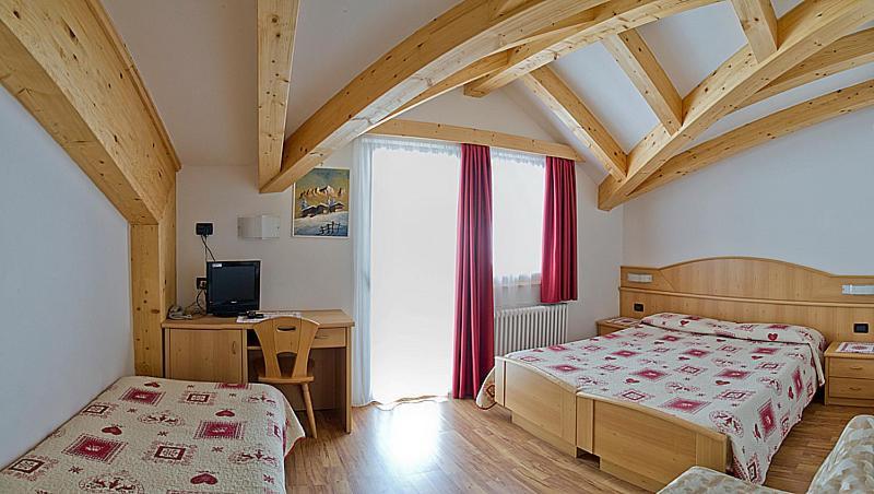 Hotel Miramonti Vigo di Fassa Bagian luar foto
