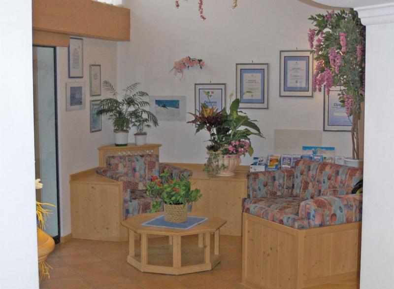 Hotel Miramonti Vigo di Fassa Bagian luar foto