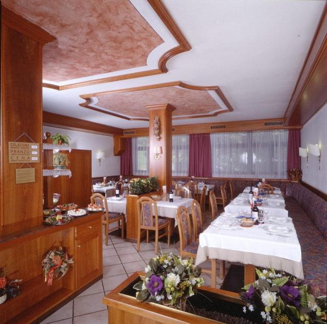Hotel Miramonti Vigo di Fassa Bagian luar foto