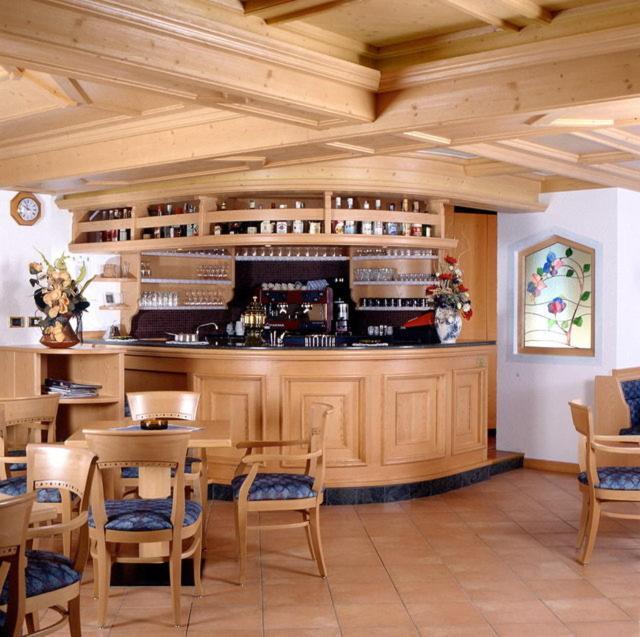 Hotel Miramonti Vigo di Fassa Bagian luar foto