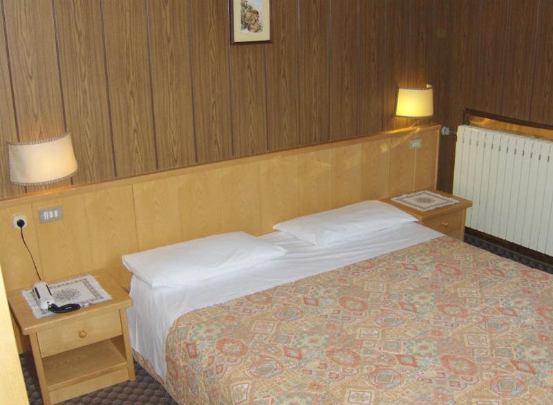 Hotel Miramonti Vigo di Fassa Bagian luar foto