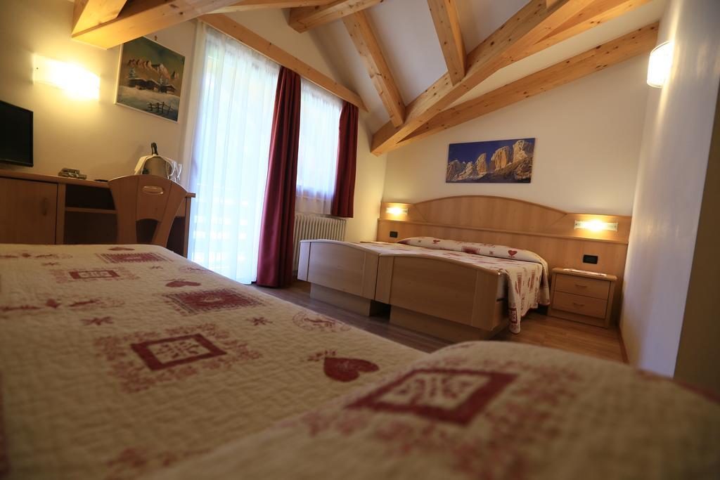 Hotel Miramonti Vigo di Fassa Bagian luar foto