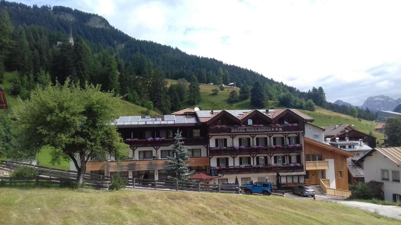 Hotel Miramonti Vigo di Fassa Bagian luar foto